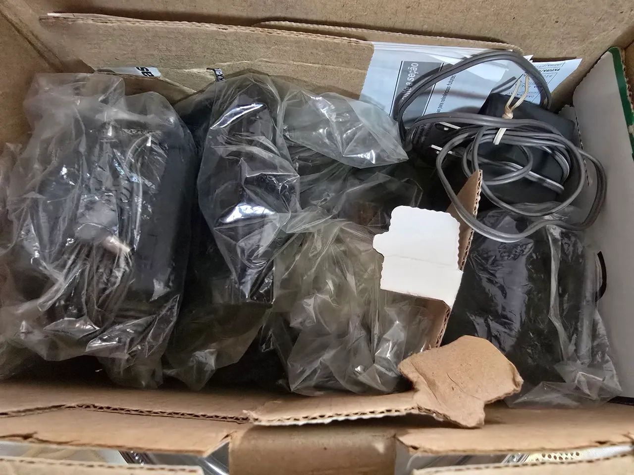 Telefone Panasonic kit com 2 fones sem fio  - Foto 4