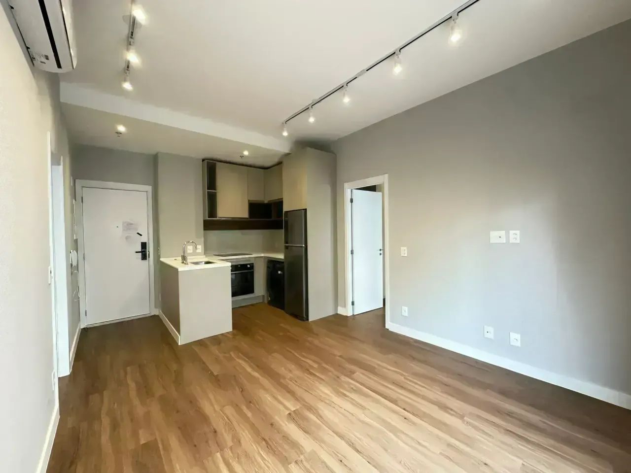 Apartamento (semi mobiliado) locação com 60m2 com 2 dormitórios em Higienópolis - São Paul - Foto 2