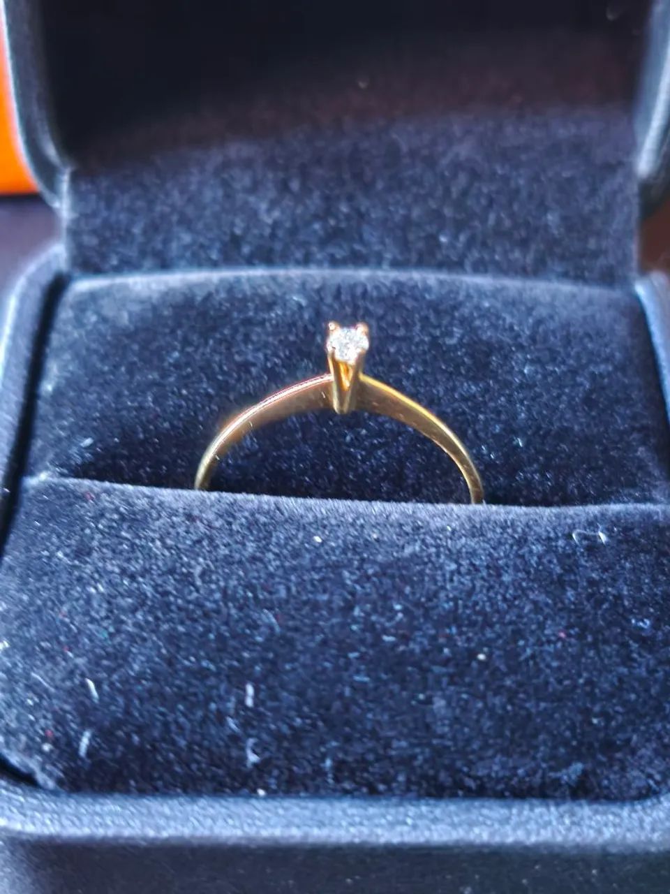 Anel de ouro com diamante  - Foto 2