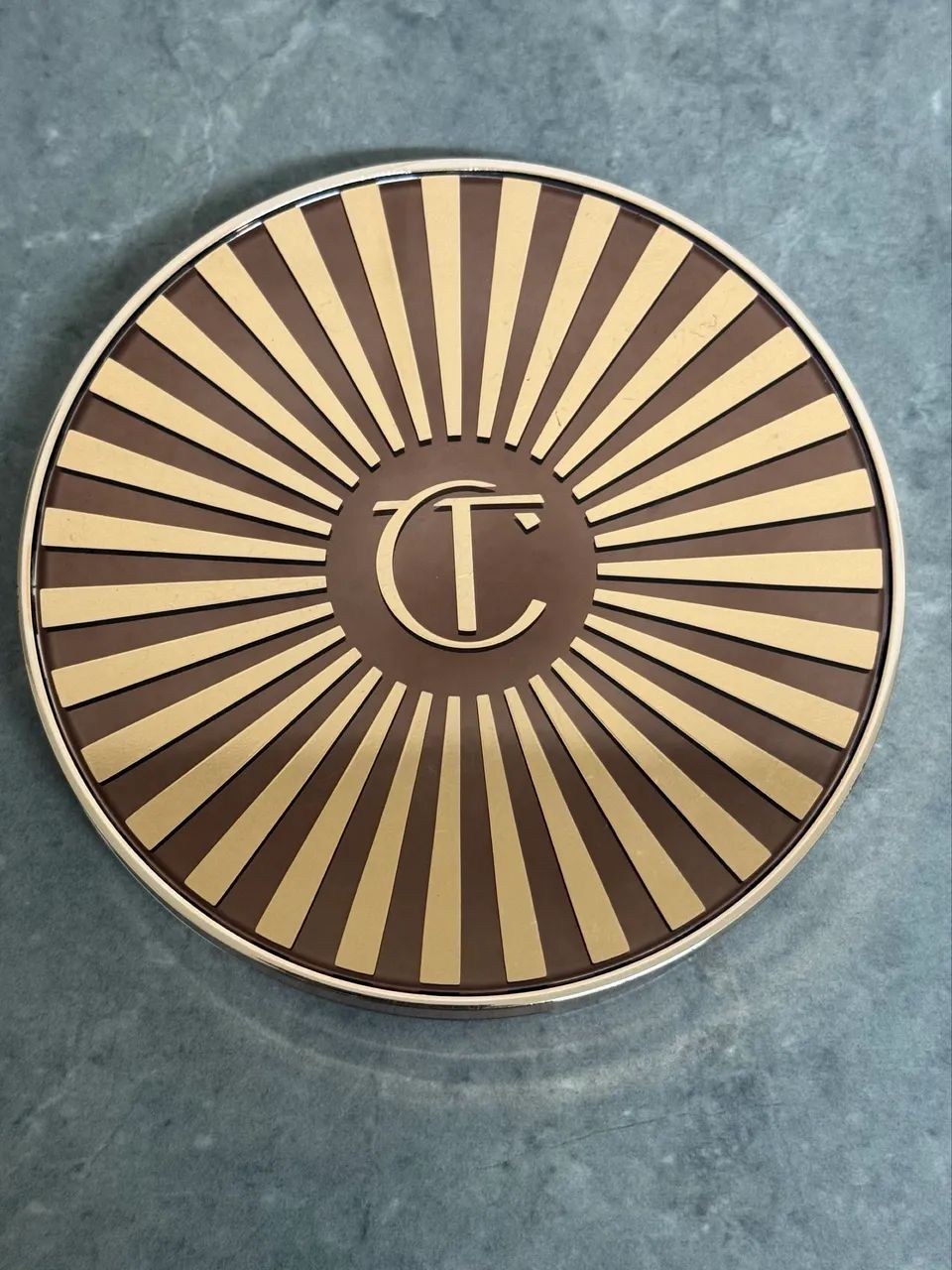 Bronzer cremoso charlotte tilbury 04