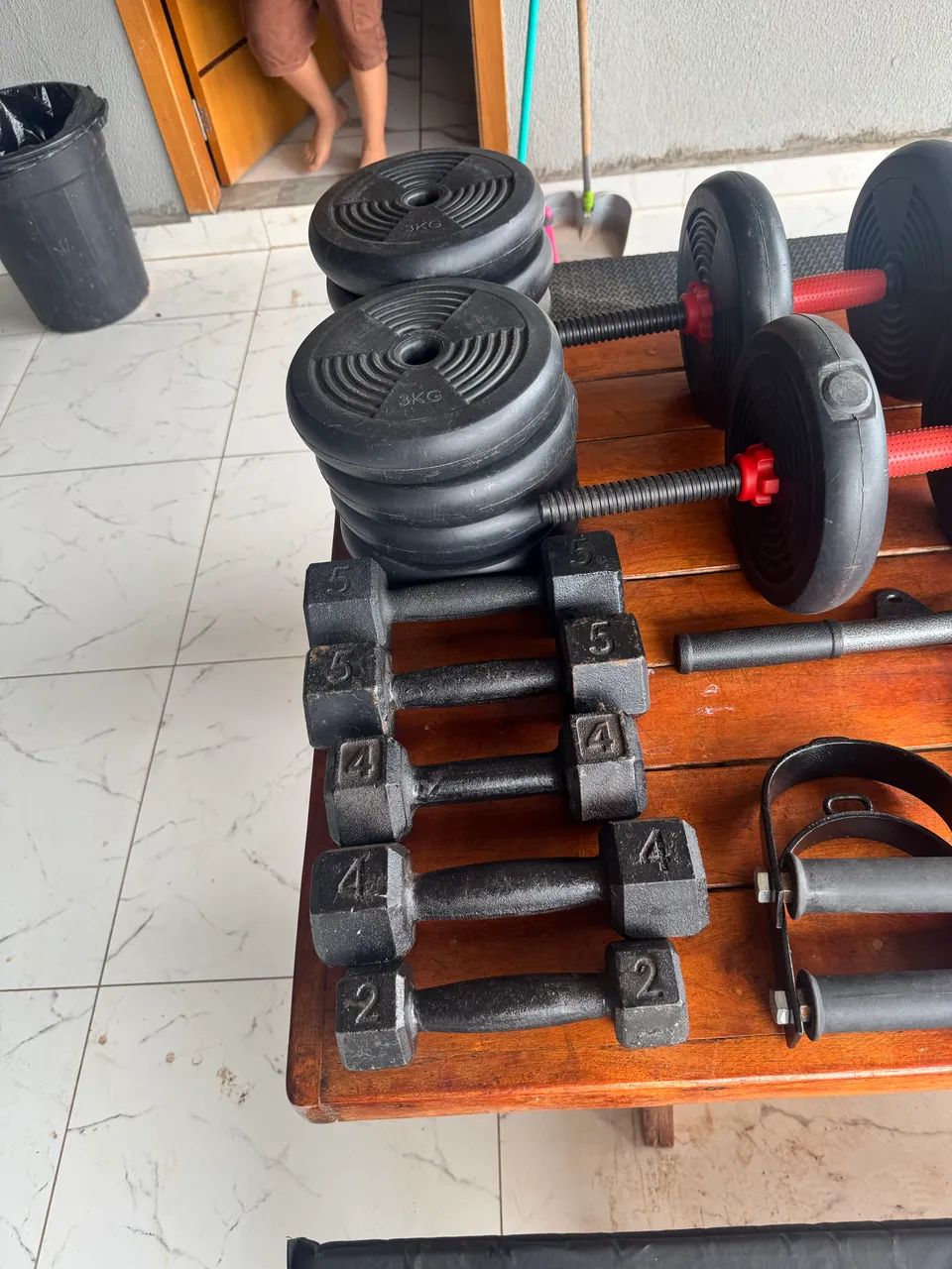 Academia com vários equipamentos  - Foto 4