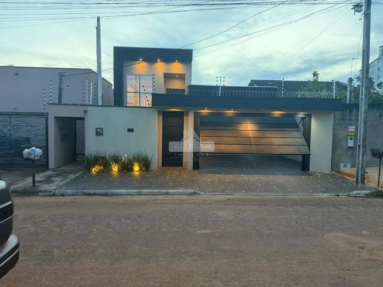 Casa - 3 suítes com suíte master - 1503 Sul