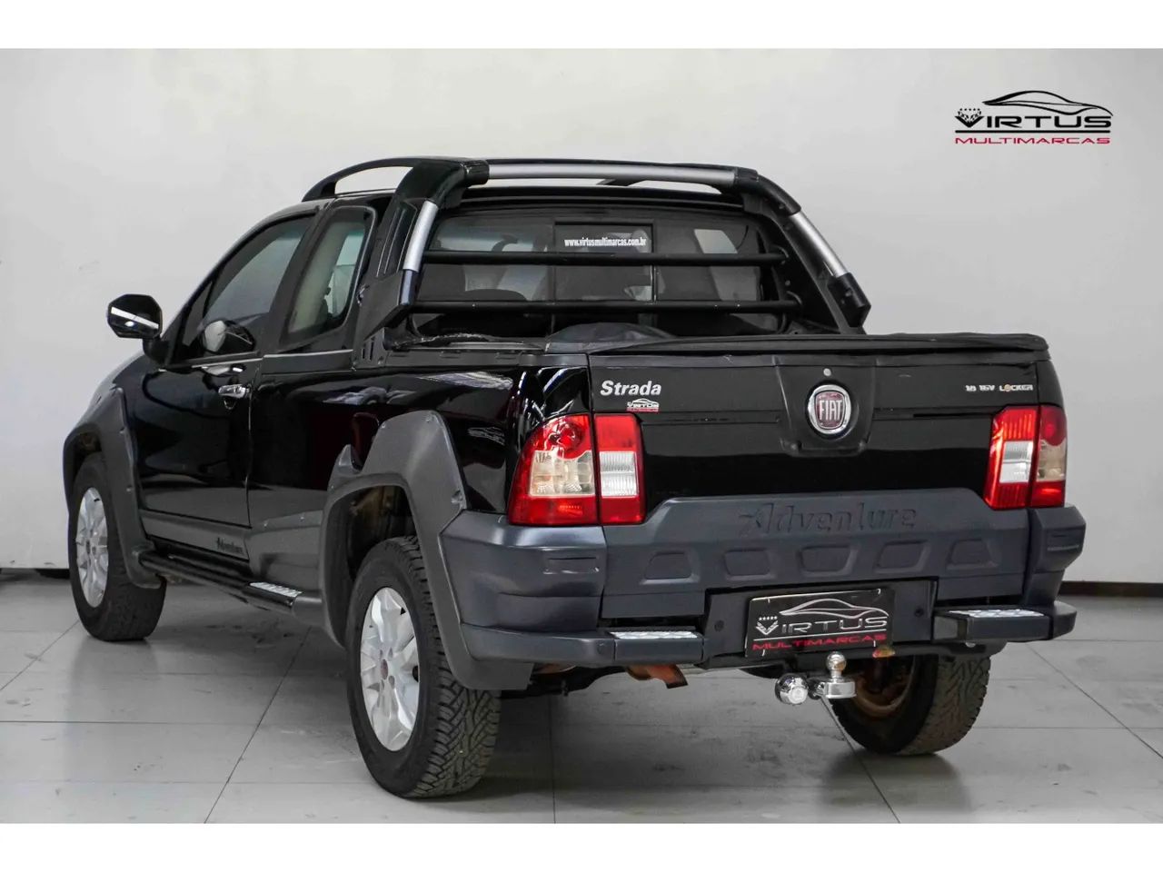 Fiat Strada Adventure1.8/ 1.8 Locker Flex CD 2013 - Foto 4