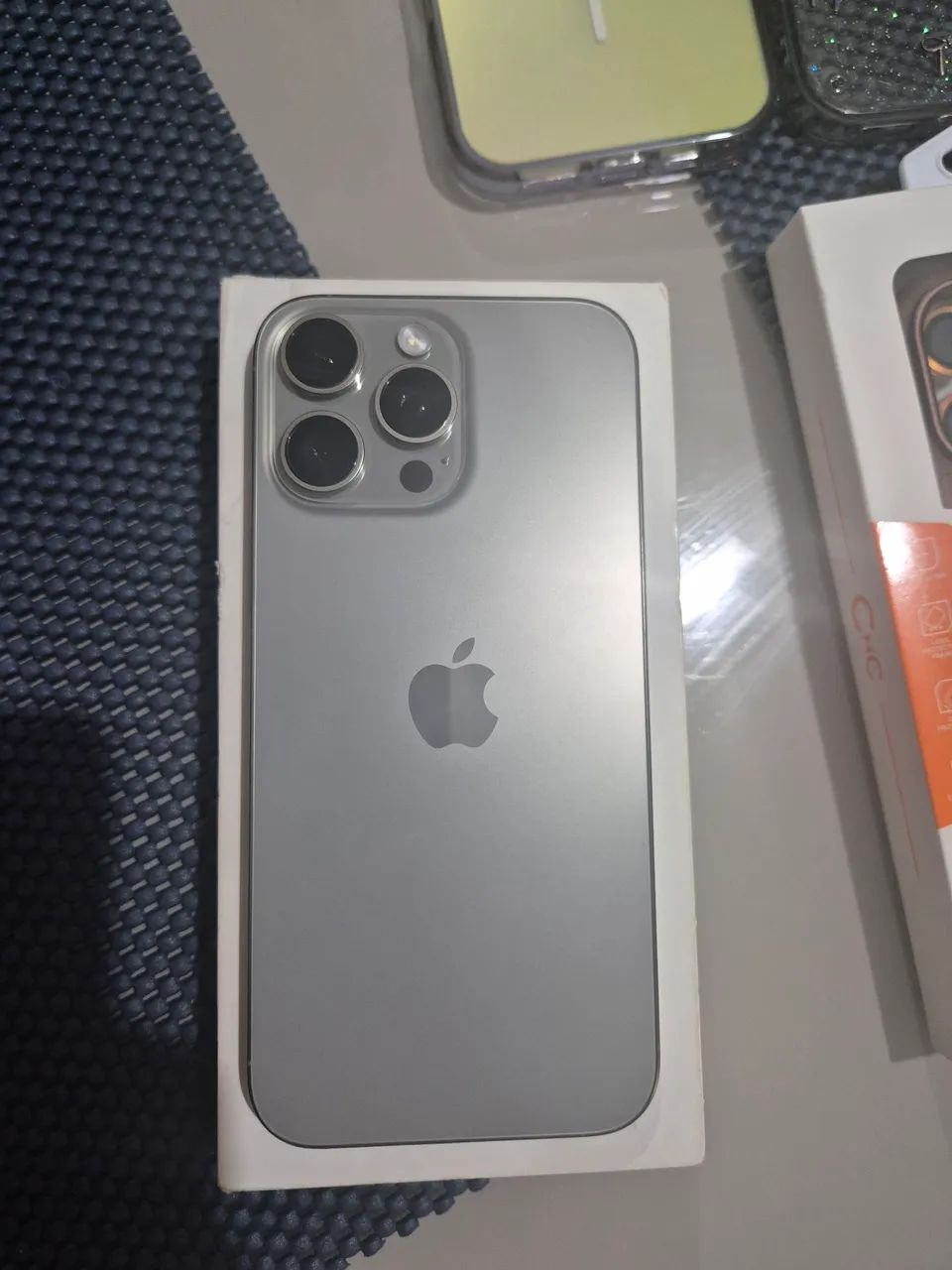 IPhone 16 pro max 256GB - Foto 4