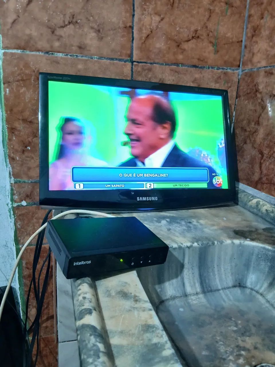 Vende se televisao 24 polegadas 