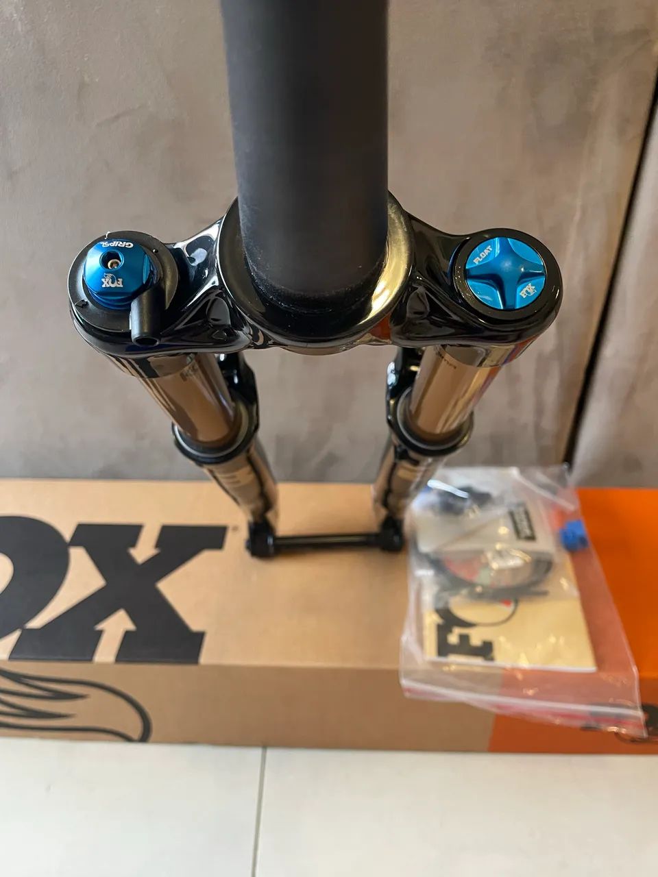 Fox Kashima 32 Step-cast Grip SL 2026 - 10x s/ juros - Acessórios