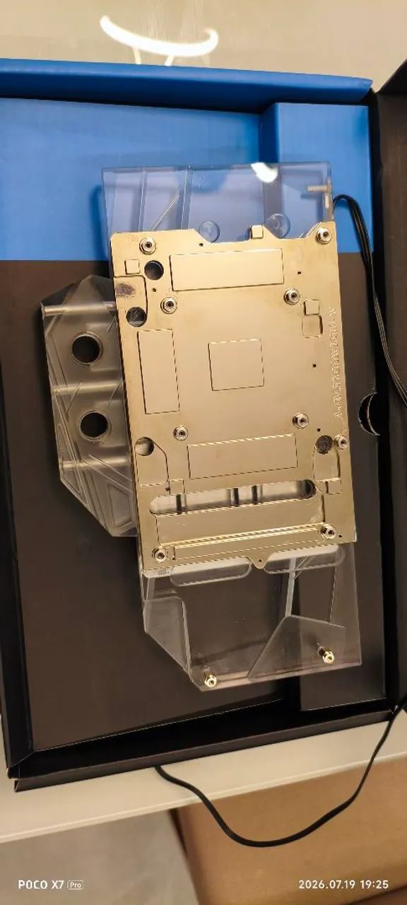 Waterblock RX 5700 XT Bykski PCB Gigabyte  - Foto 2