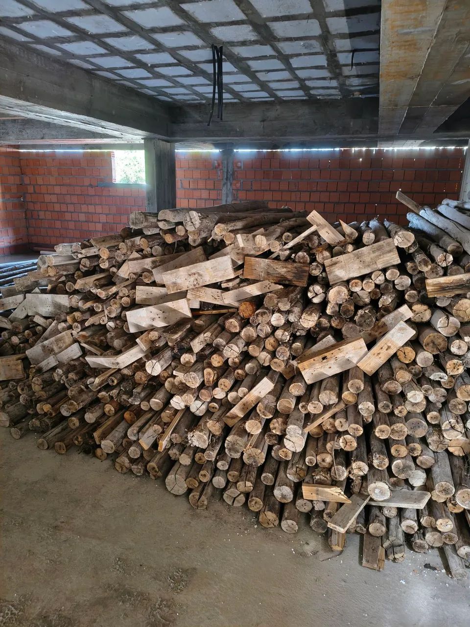 Escoras de eucalipto ou lenha. - Foto 3