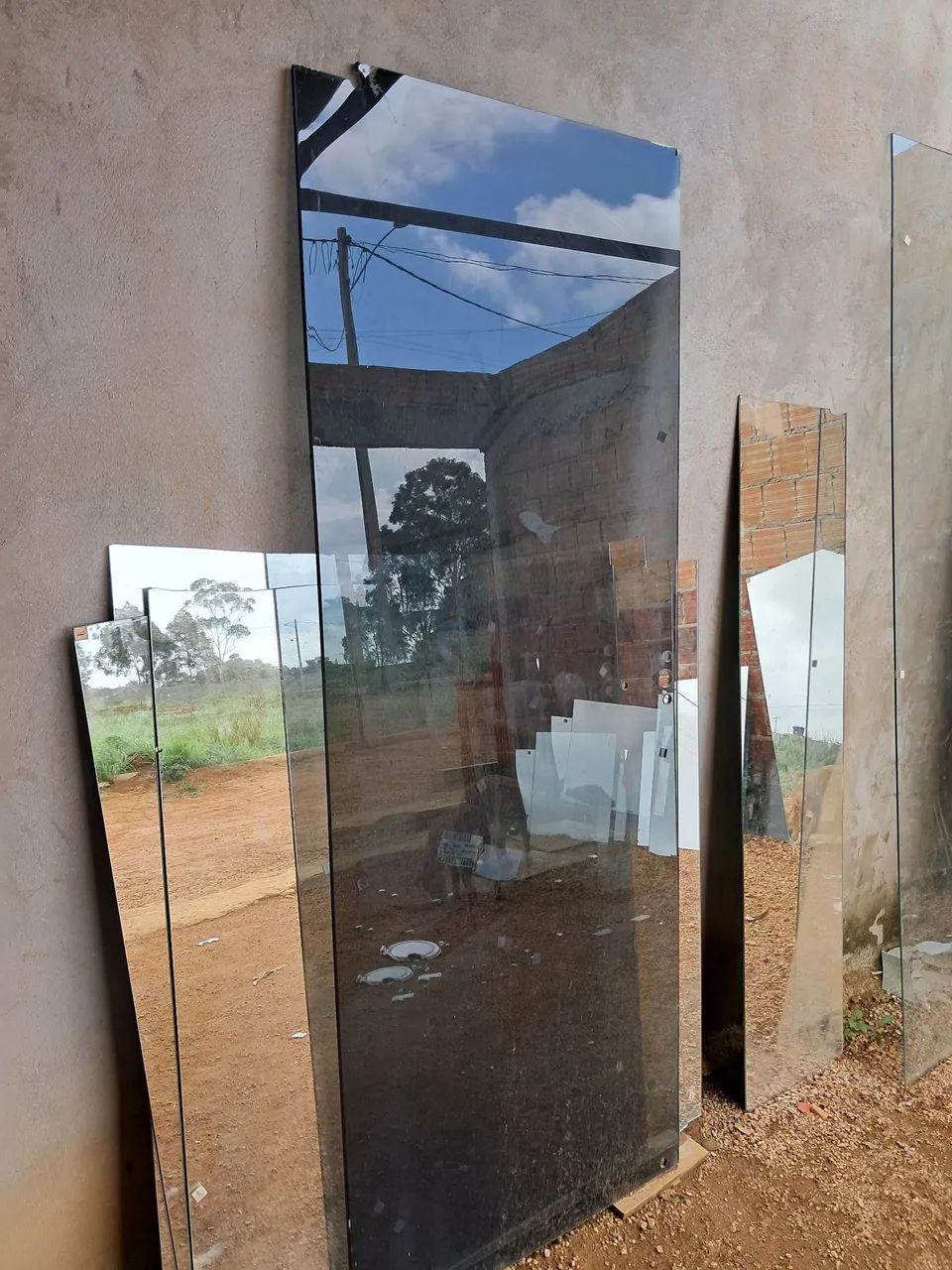 Vendo porta de abrir 10mm