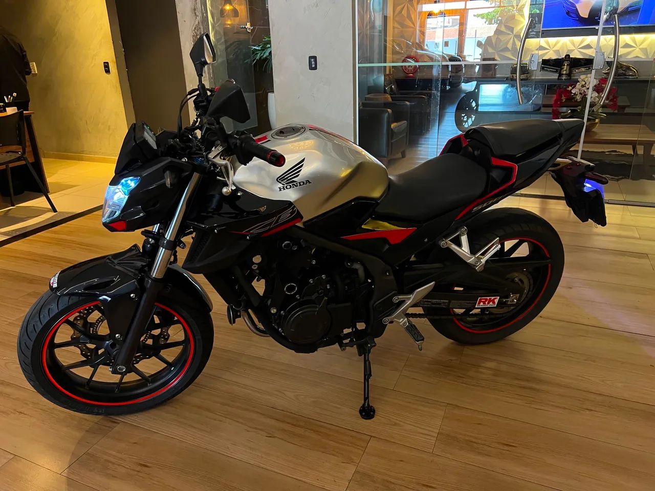 CB 500F 