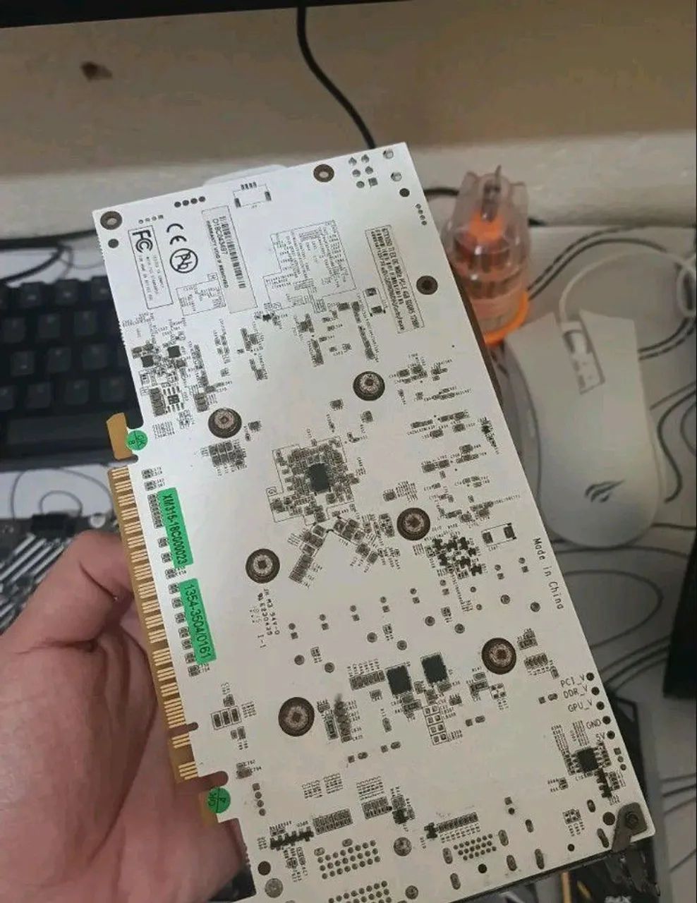 galax GTX 1050 ti exoc white 4gb - Foto 2