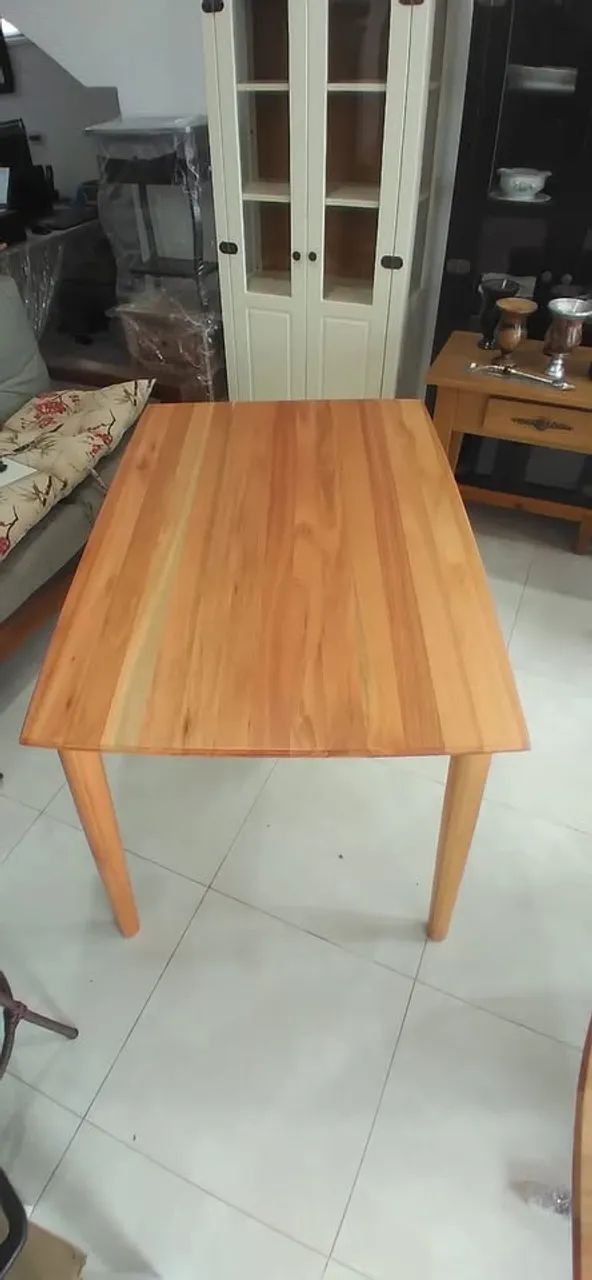 Mesa Retangular Em Eucalipto Natural