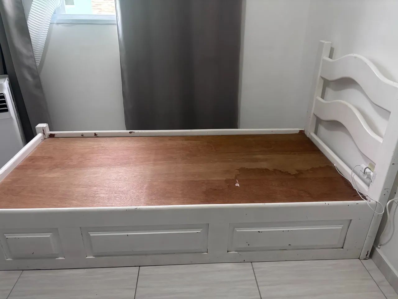 Vendo cama de solteiro  - Foto 3