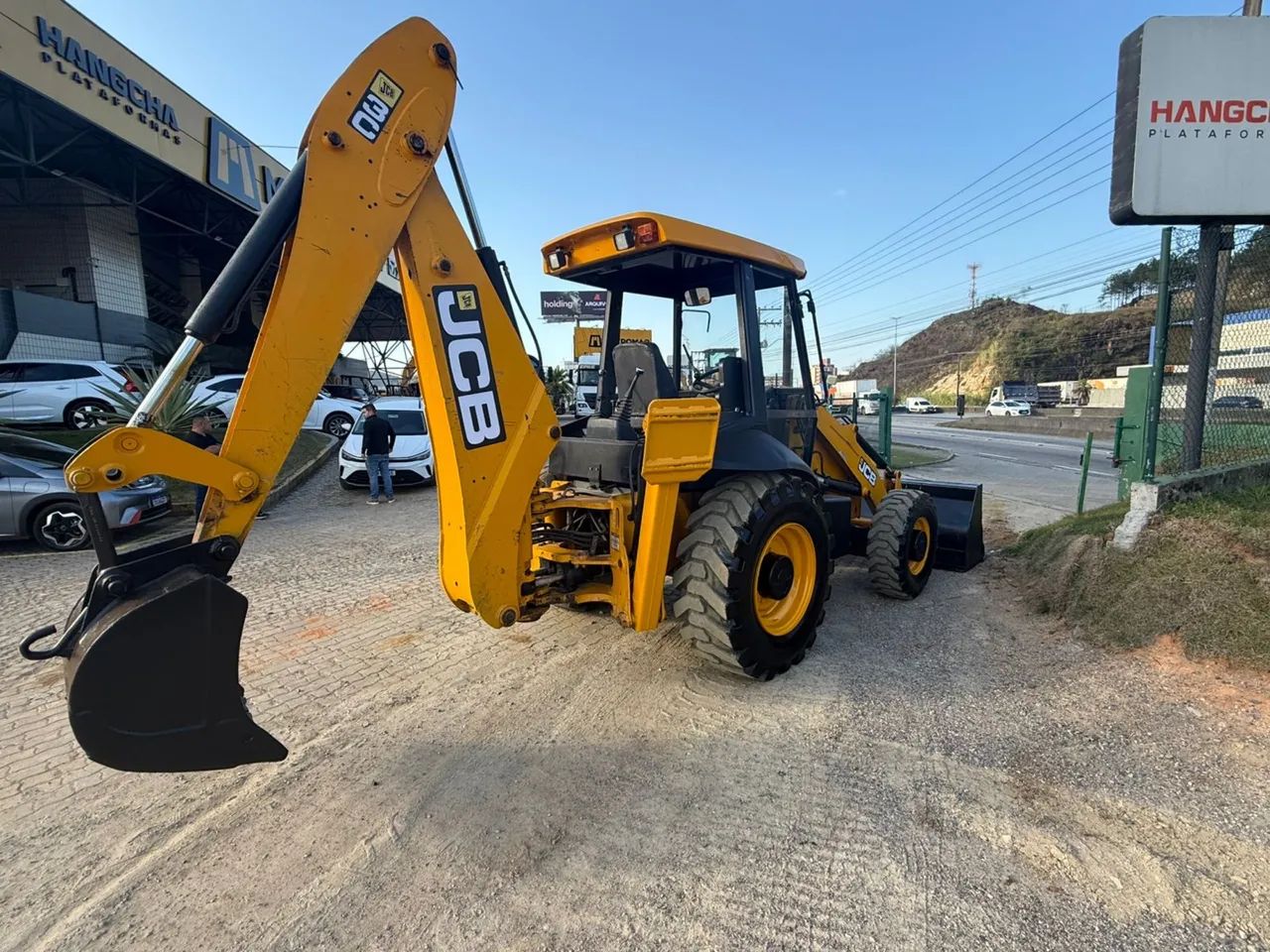RETRO ESCAVADEIRA JCB 3c - Foto 3