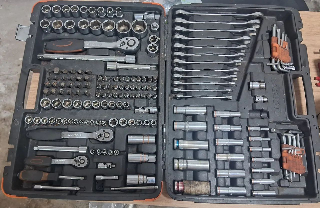 VENDO MALETA ROBUST 178 PEÇAS - Ferramentas de Construção