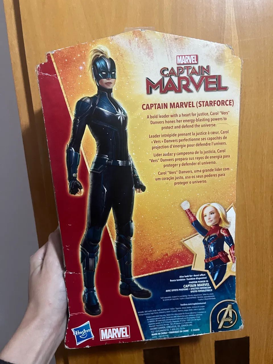 Boneca Capitã Marvel - Foto 3
