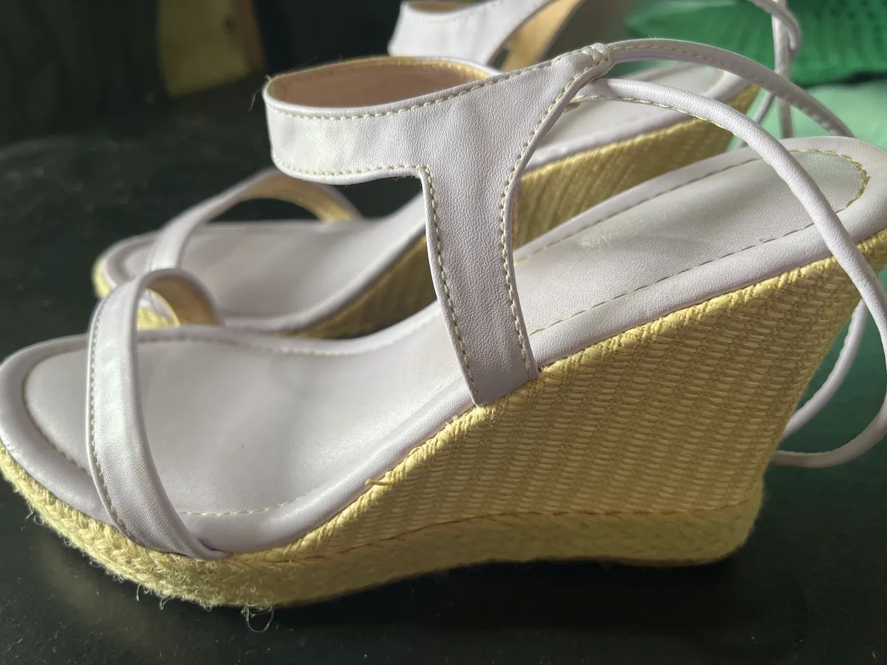 Sandália plata forma Margarida chique - Foto 4