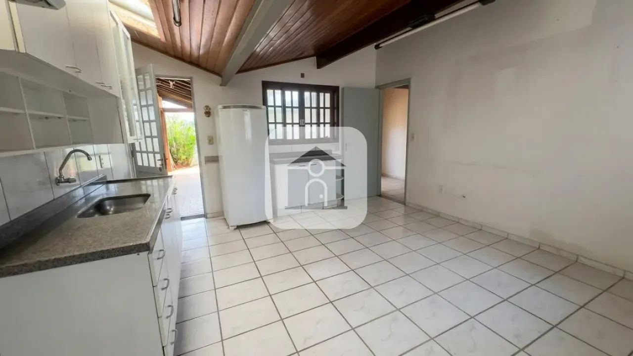Casa à venda no Bairro Industrial - Foto 5