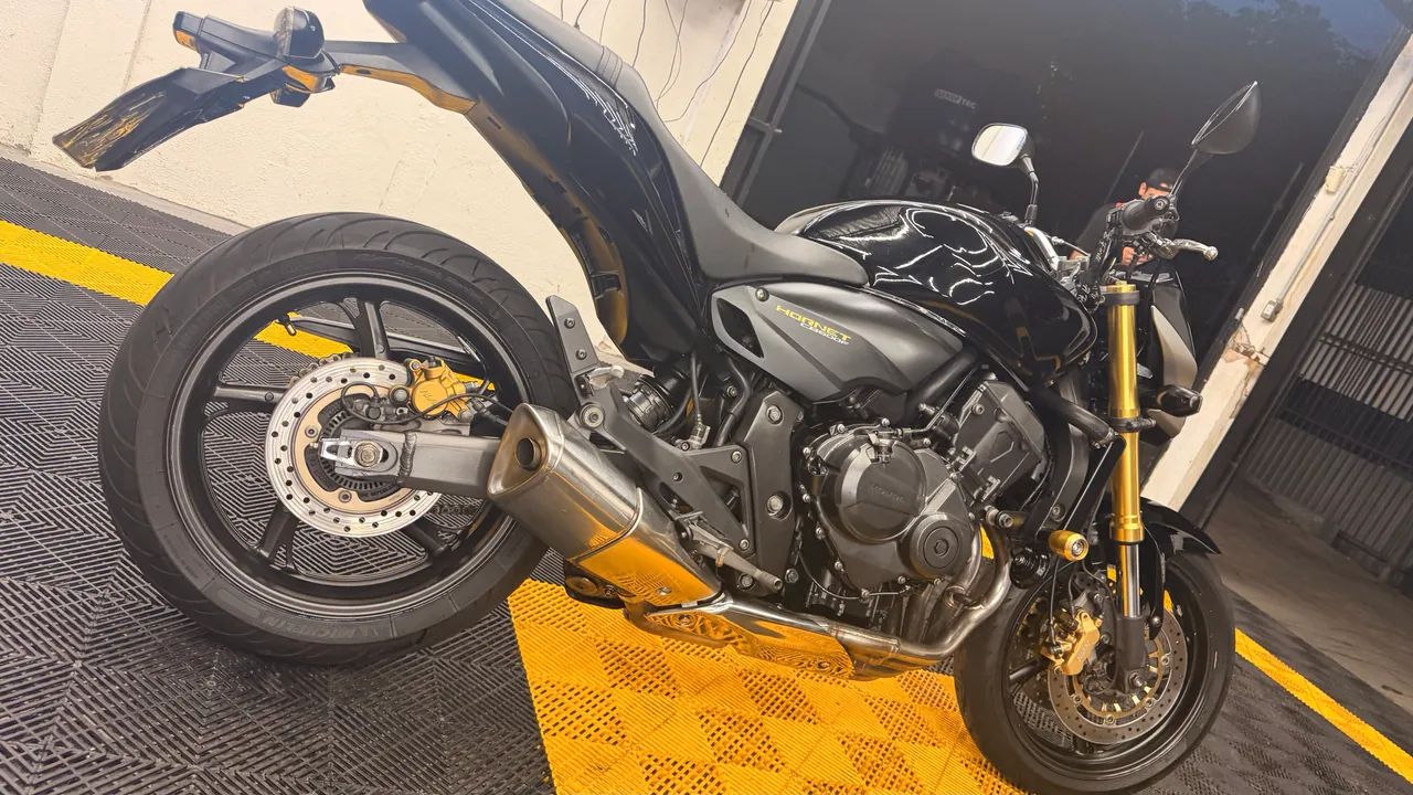 Hornet 600