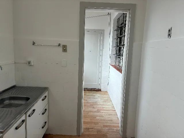 APARTAMENTO DE 2 QUARTOS NO CENTRO - Foto 4