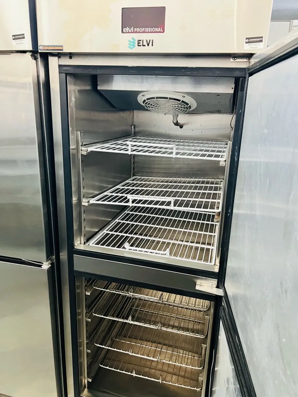 Freezer Elvi vertical Inox 02 portas  - Foto 3