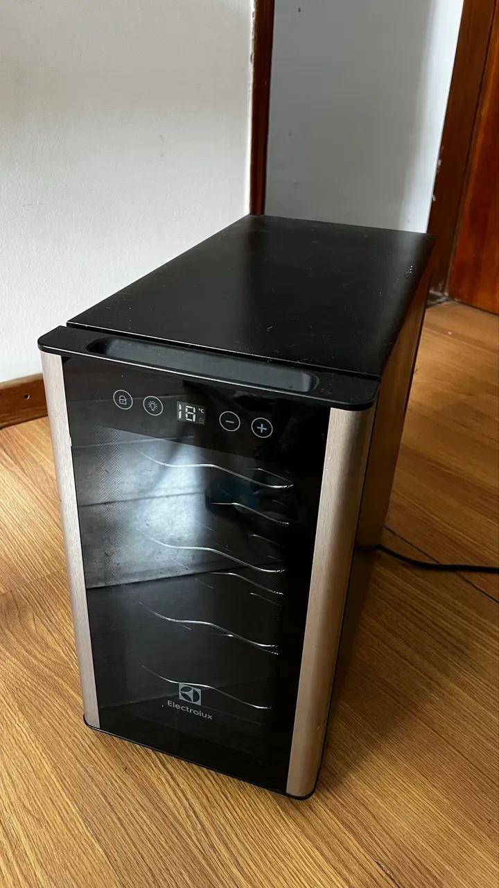 ADEGA REFRIGERADA PARA VINHO -LER OBS - Foto 2