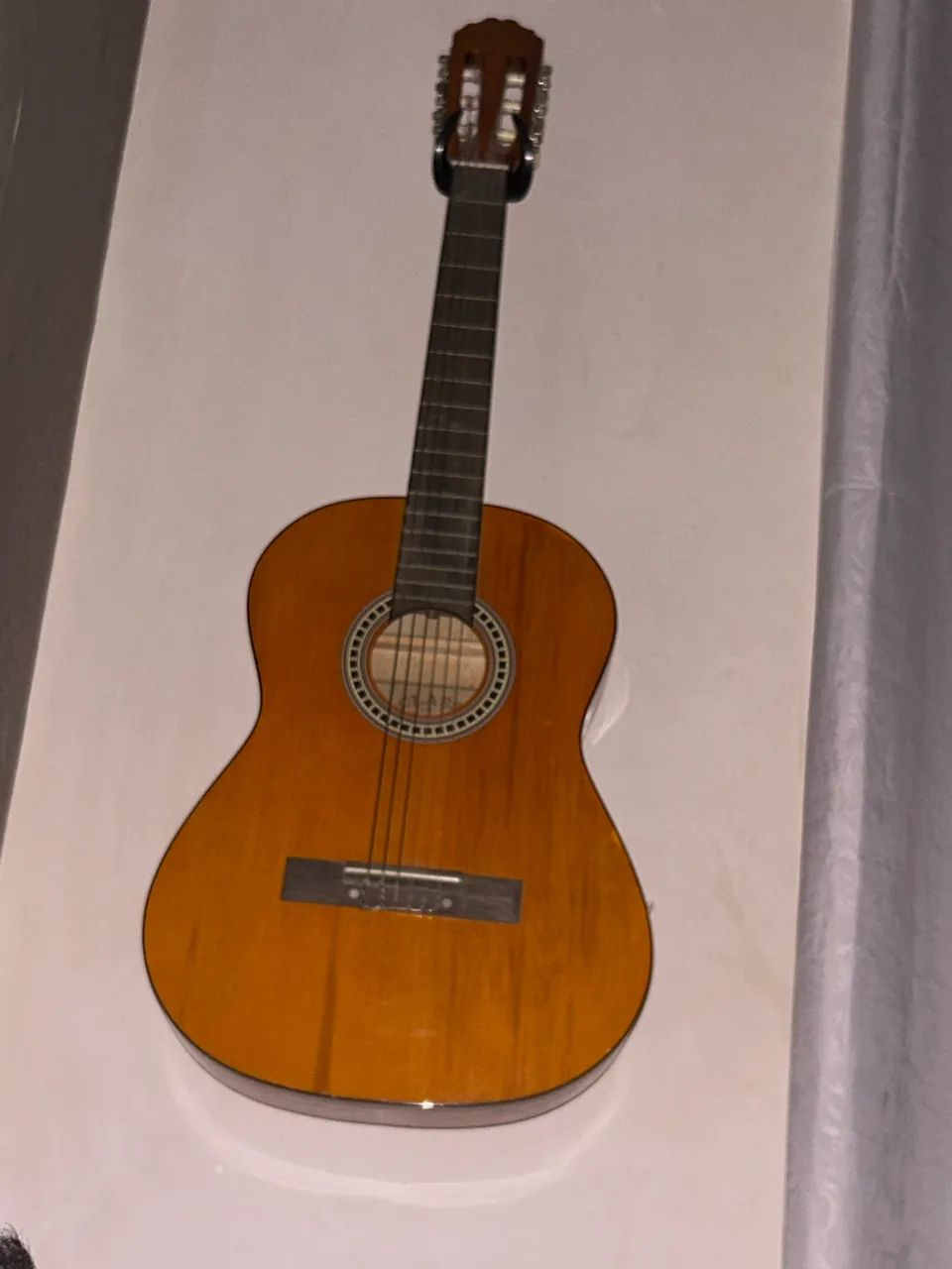 Violão acústico 