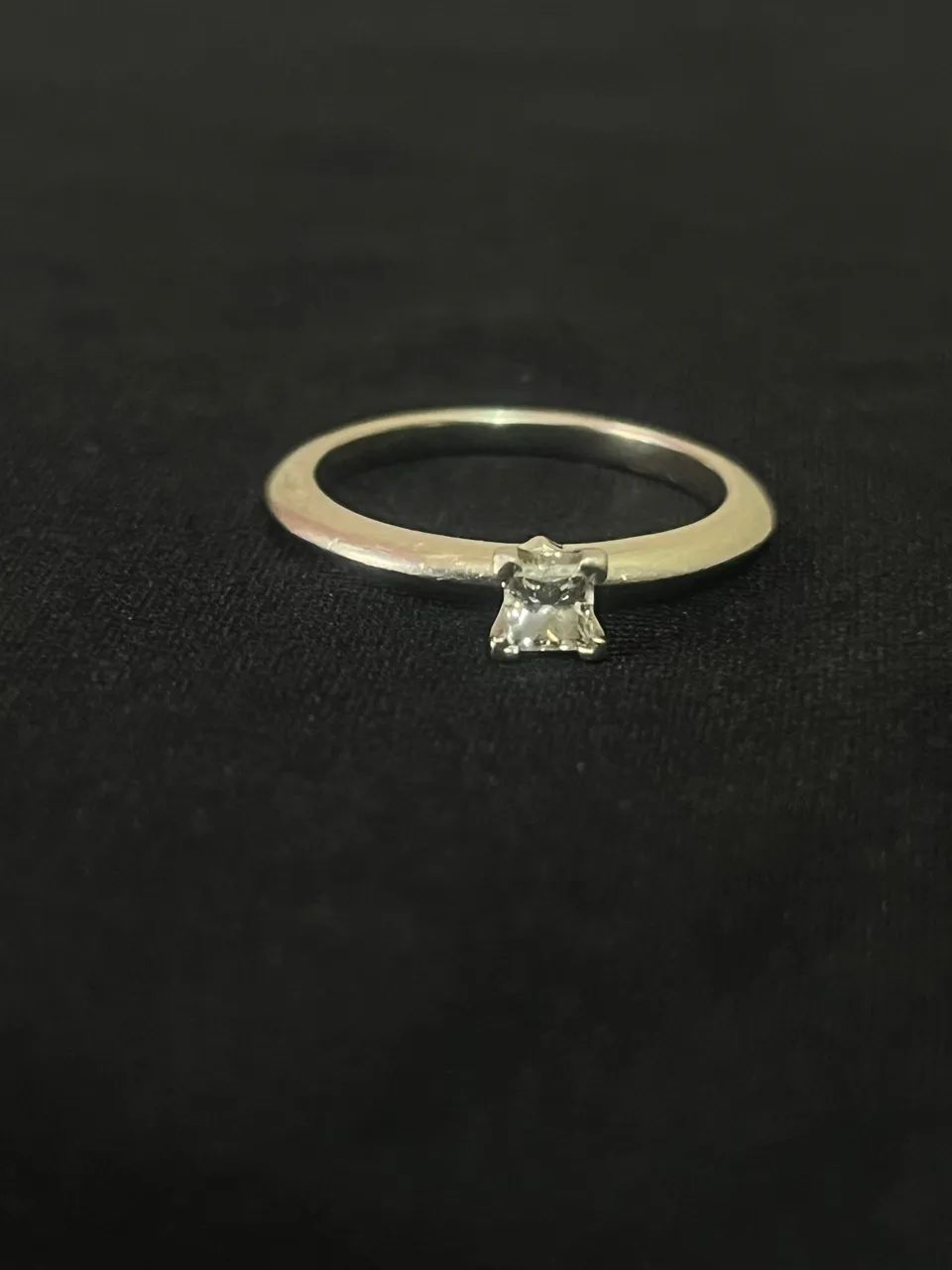 Anel Solitário Tiffany & Co PT950 - Foto 2