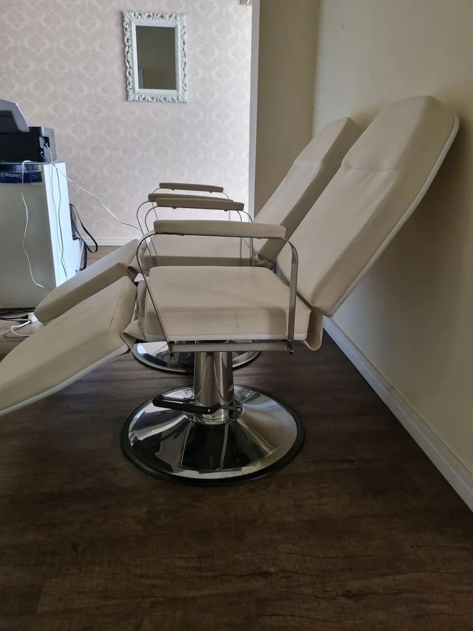 Cadeira de estética inclinavel - Foto 2
