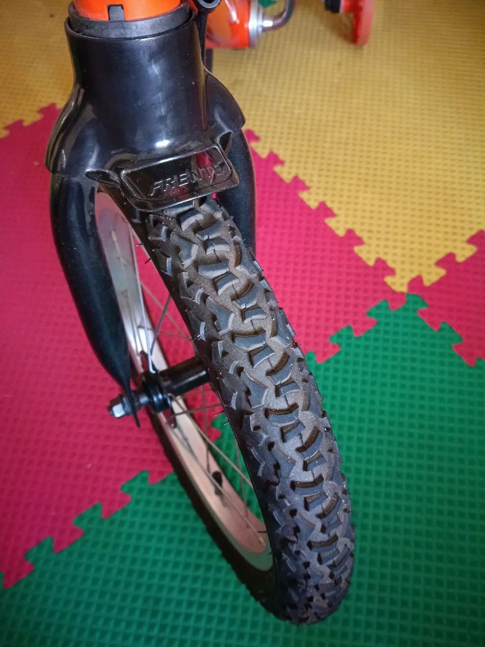 Bicicleta infantil aro 16 - Foto 2