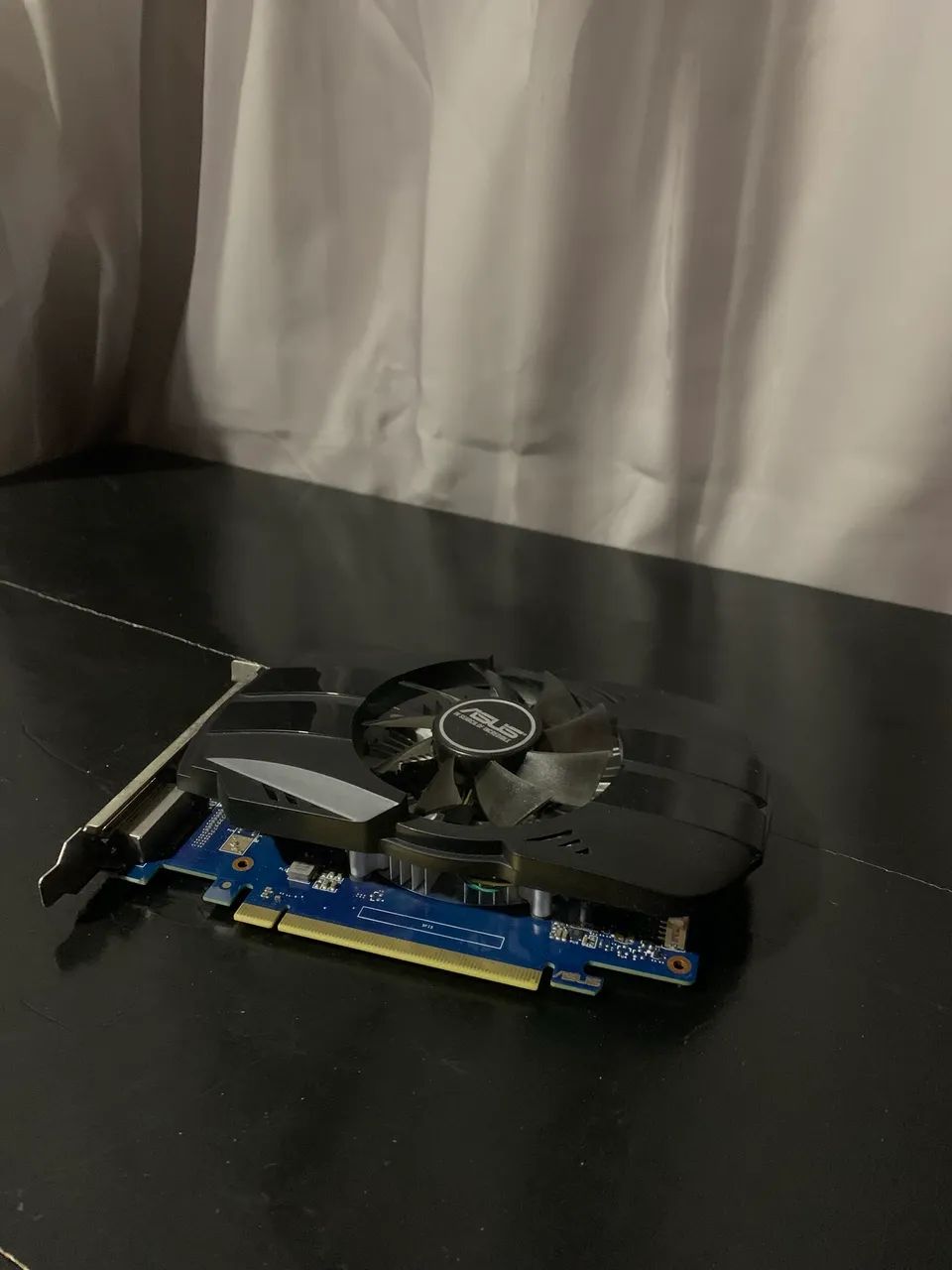 ASUS GeForce GT 1030 2GB DDR5 - Foto 3