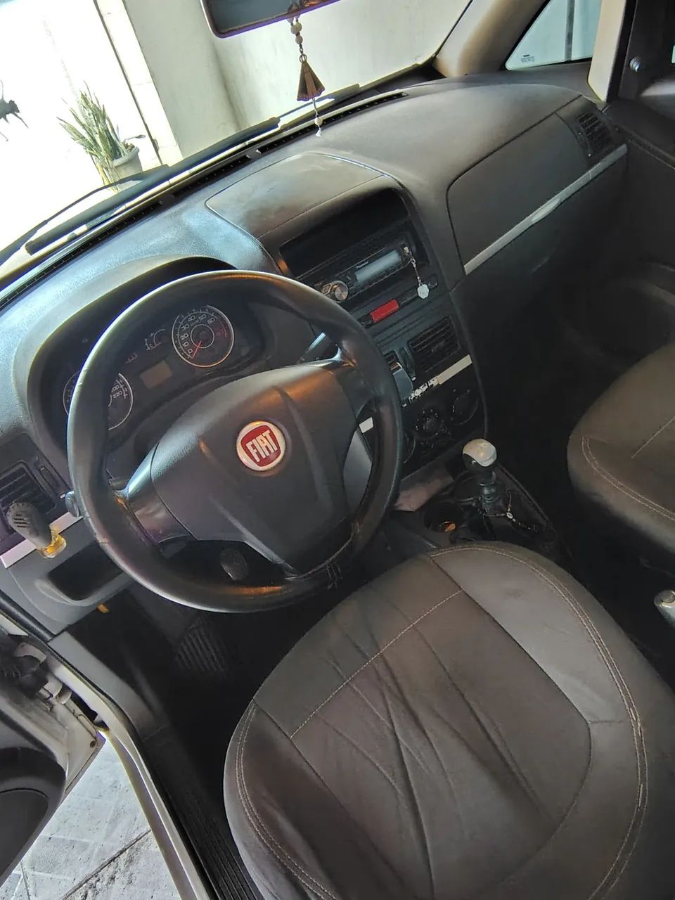 Fiat Idea Essence 1.6 Flex 16V 5P 2011 - Foto 5