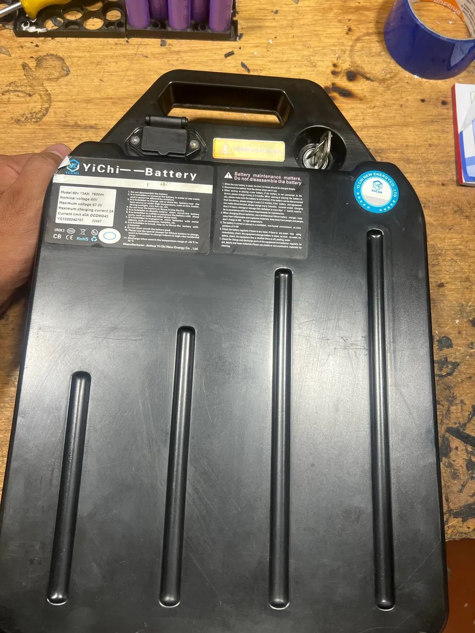 Bateria de scooter elétrica 12ah 60v - Foto 2