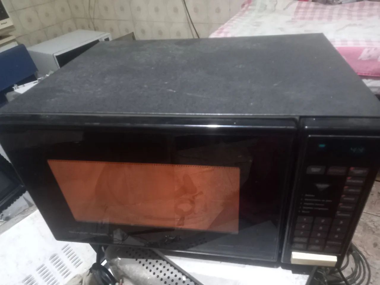 Microondas Sharp 34 litros - Foto 5