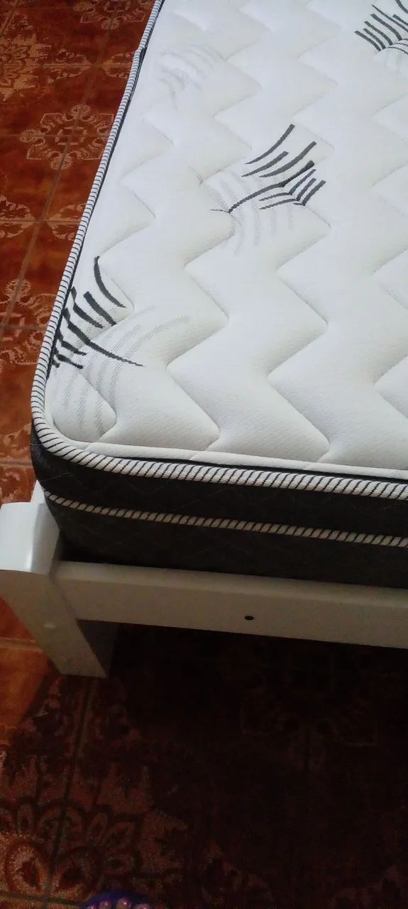 Colchão de casal molas  ótimo estado  - Foto 2