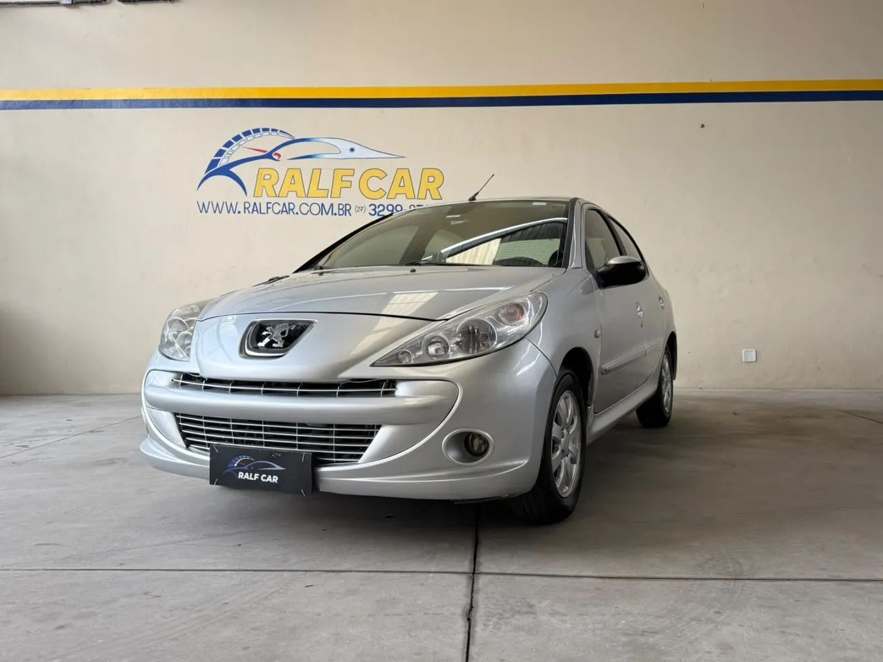 Peugeot 207 207 XR Sport 1.4 Flex 8V 5p 2012