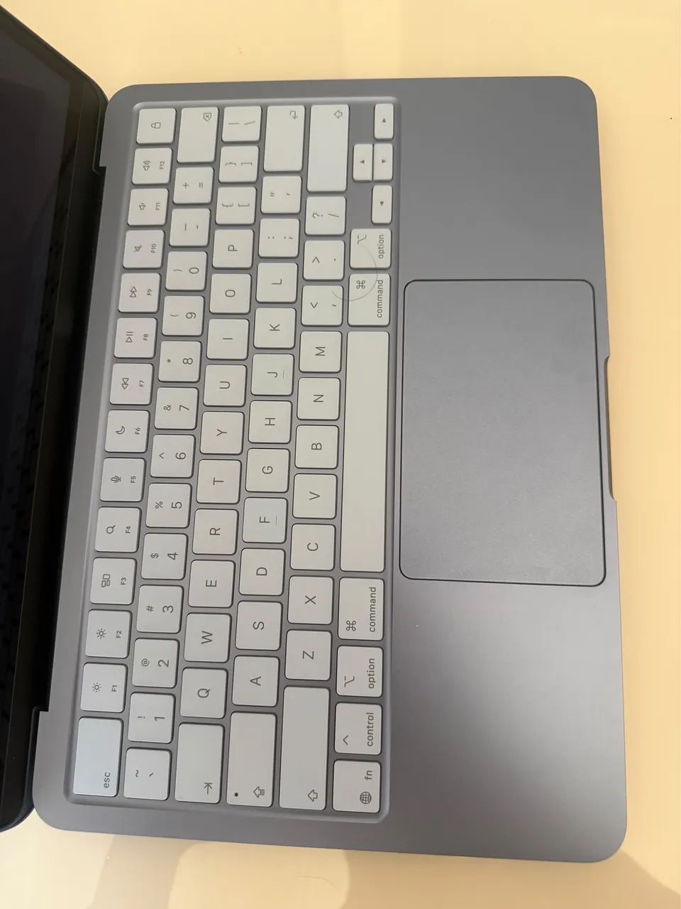 MacBook Neo Novo  - Foto 3