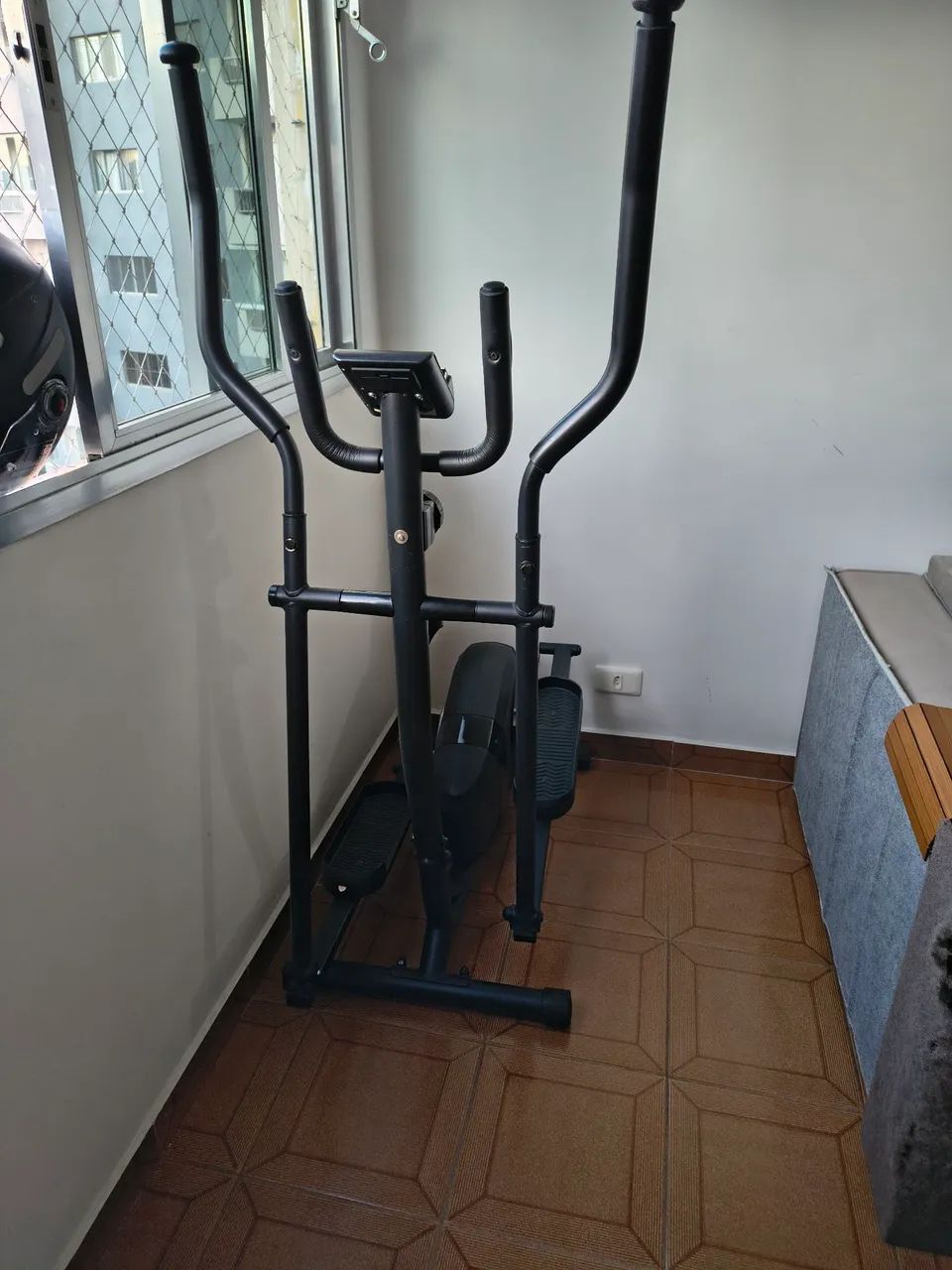 Elíptico semi novo  - Foto 4