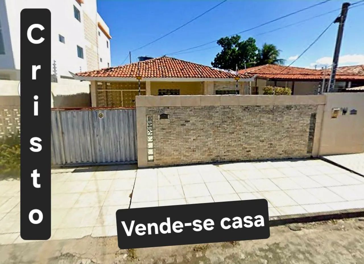 VENDE-SE casa em CRISTO REDENTOR!
