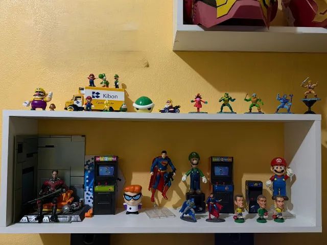 Colecionáveis e Actions Figures Articulados e Estatuetas Marvel DC Star Wars DBZ