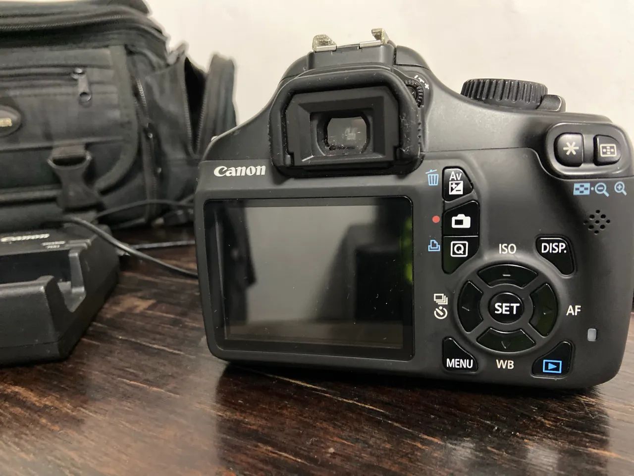 Vendo câmera cânon eos rebel t3 - Foto 6