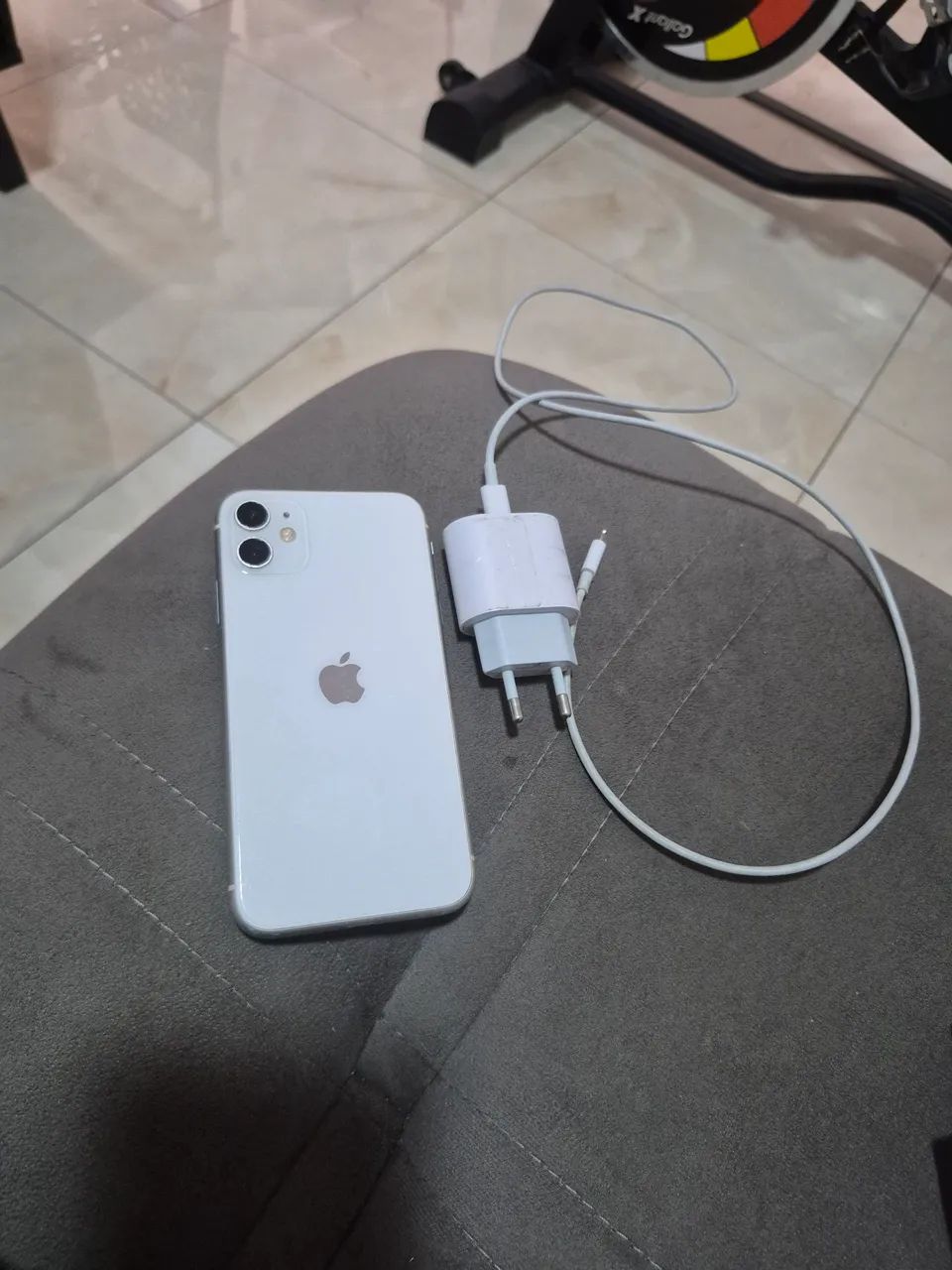 Iphone 11 - Foto 4