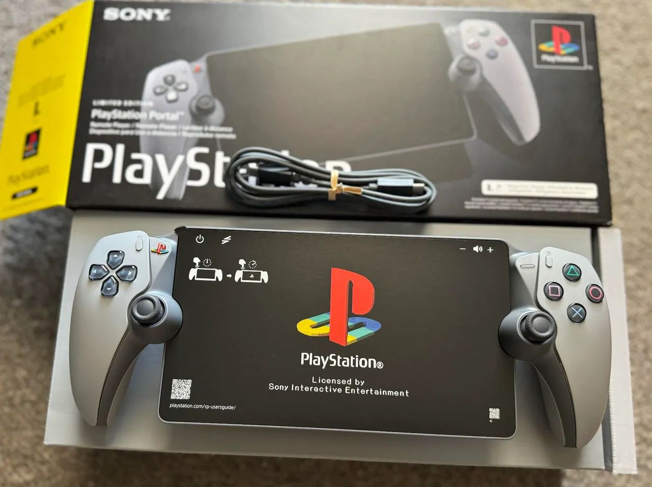 Playstation Portal Edição Especial 30 Anos + Case Rigida