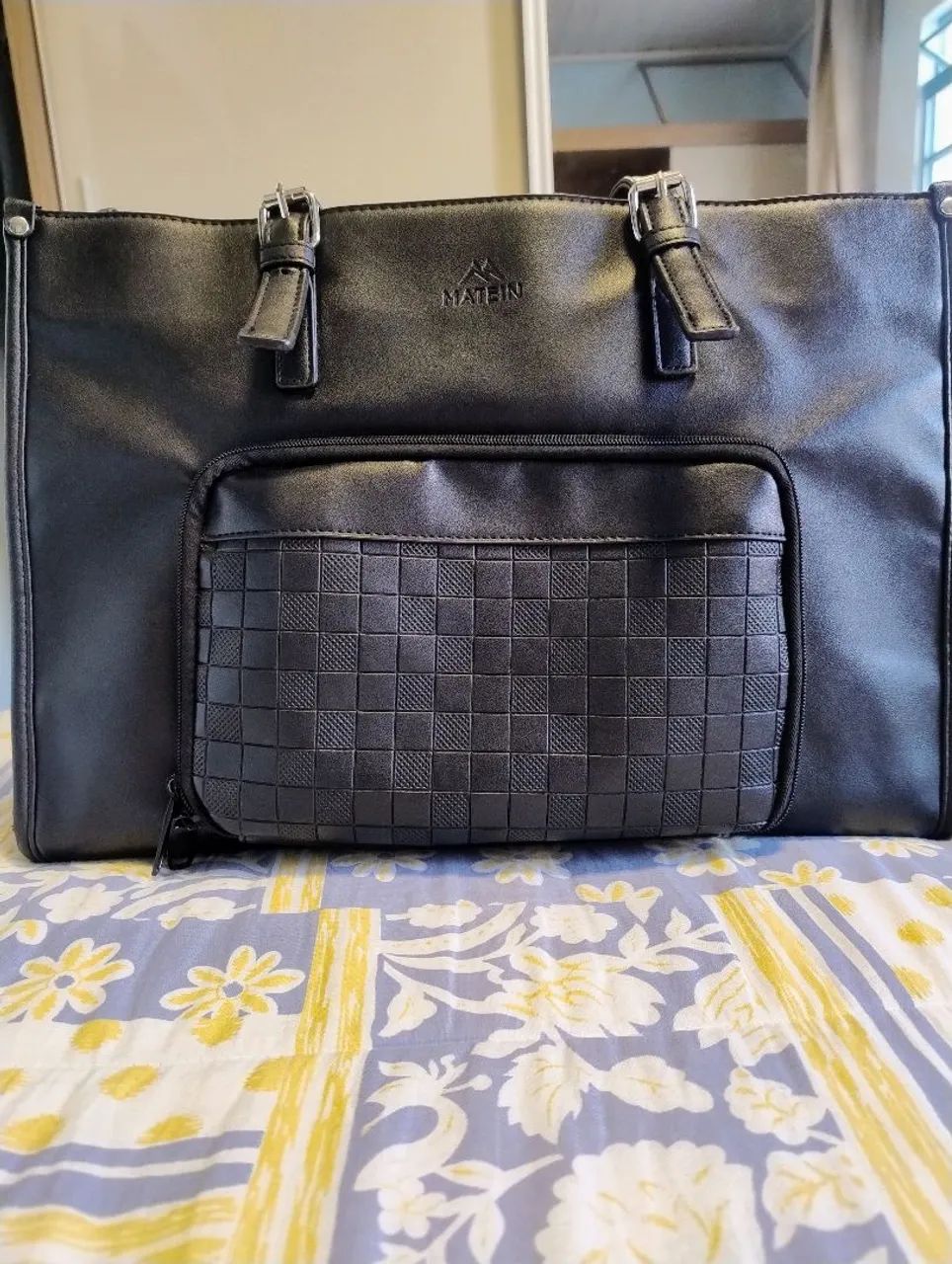 Bolsa Feminina Para Notebook Com Compartimento Térmico