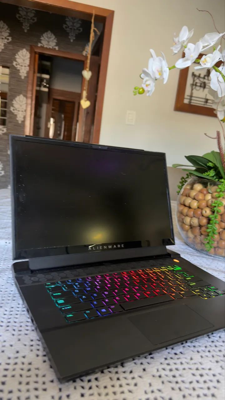 alienware m15 r3  - Foto 2