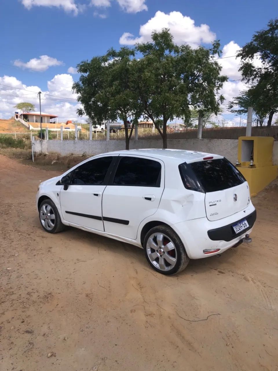 Fiat Punto 1.4 FIRE FLEX 8V 5P 2014