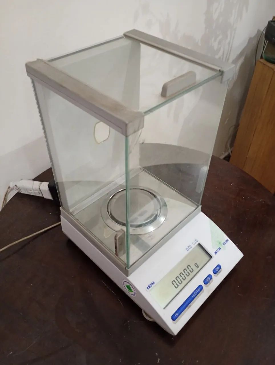 Balanças analíticas 0,0001 mg mettler - Foto 2