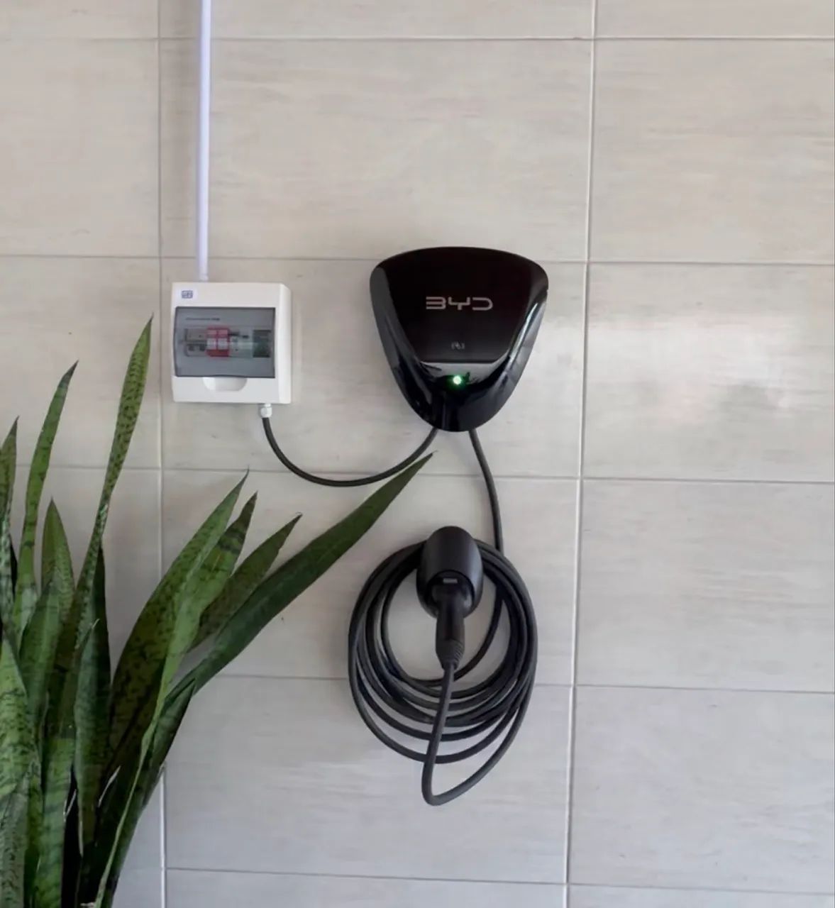 instalação de Wallbox e Energia Solar - Foto 4