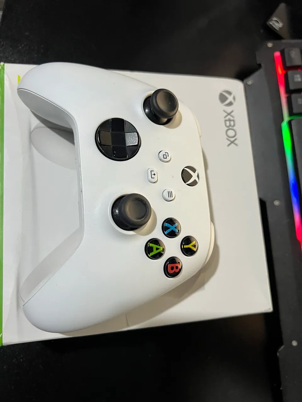 Controle Xbox series s/ na caixa  - Foto 5