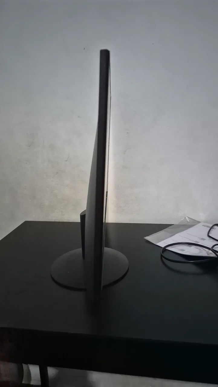 VENDE-SE MONITPR AOC 22" 120HZ - Foto 4